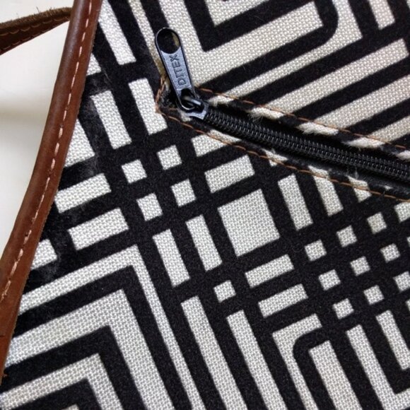 Geometric Print Black & White Crossbody Bag w/ Leather Trim - Picture 2 of 6
